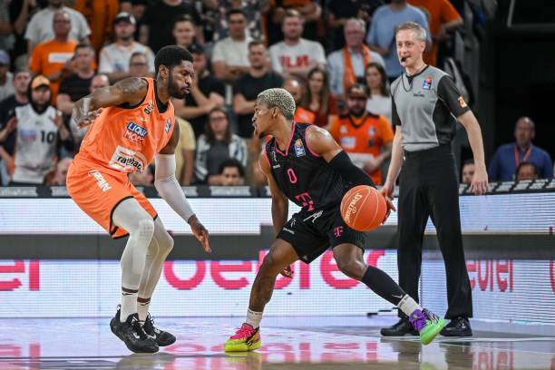 间也曾陷入 间也曾陷入