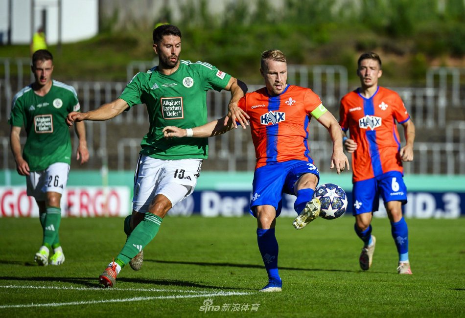 抵达伦敦 抵达伦敦